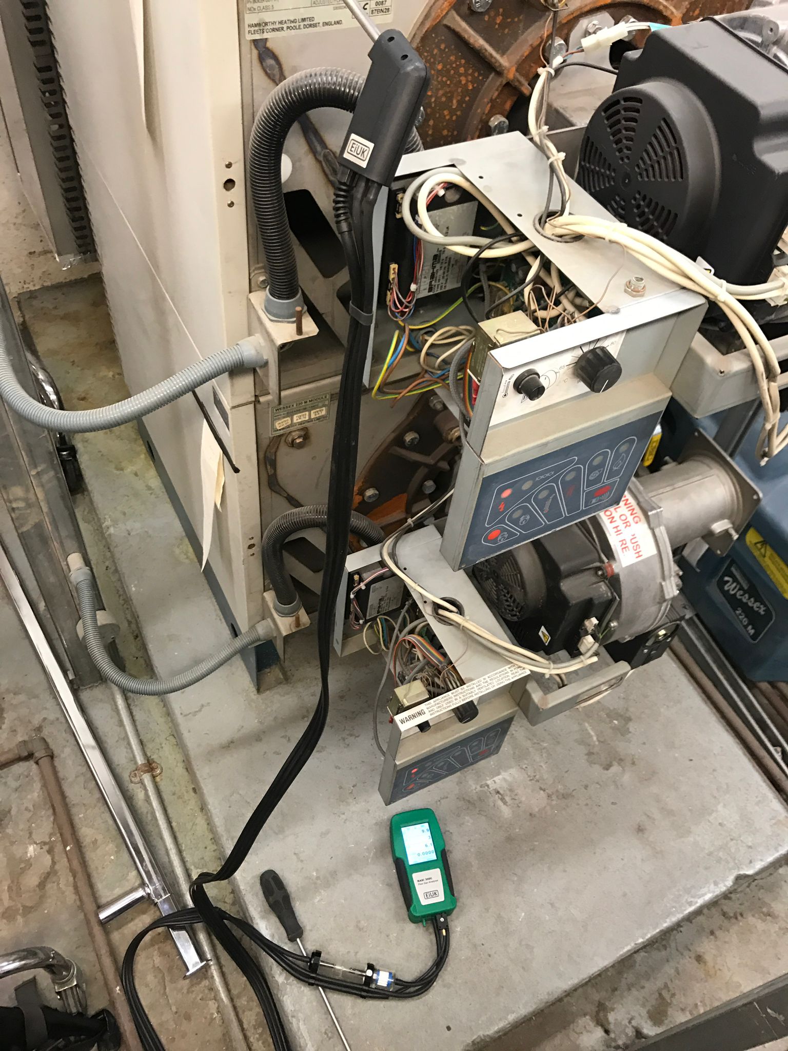 gas safe registered engineer near me Battersea, SW11